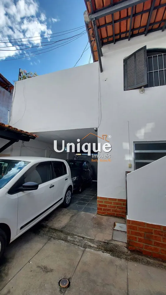 Casa, 7 quartos, 240 m² - Foto 3