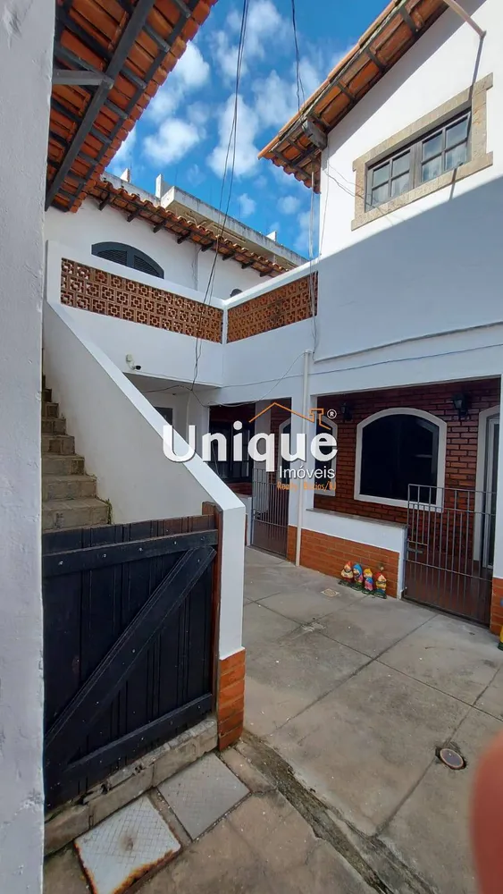 Casa, 7 quartos, 240 m² - Foto 4