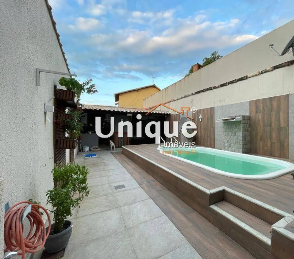 Casa, 5 quartos, 180 m² - Foto 1