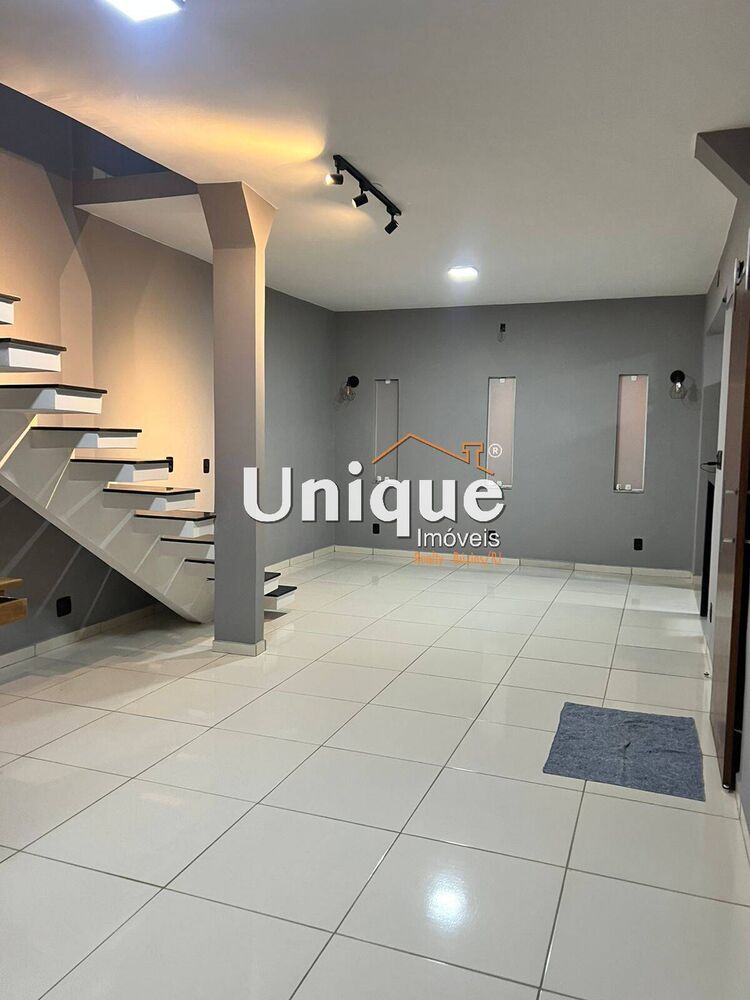 Casa, 4 quartos, 220 m² - Foto 4