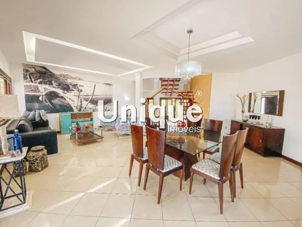 Casa, 5 quartos, 330 m² - Foto 3