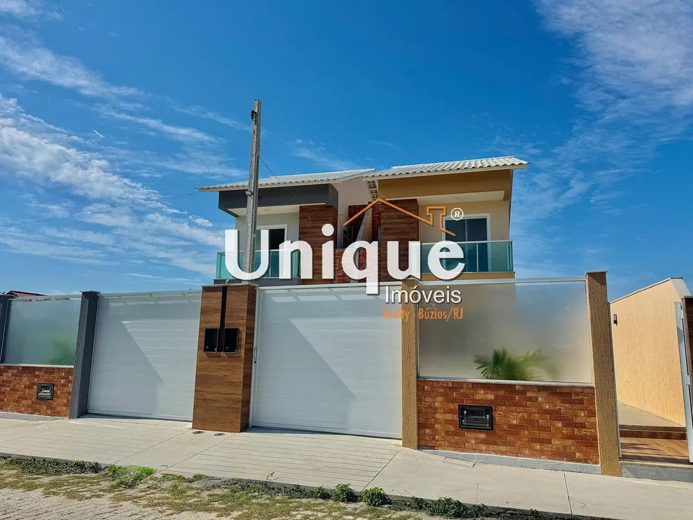 Casa, 4 quartos, 220 m² - Foto 1