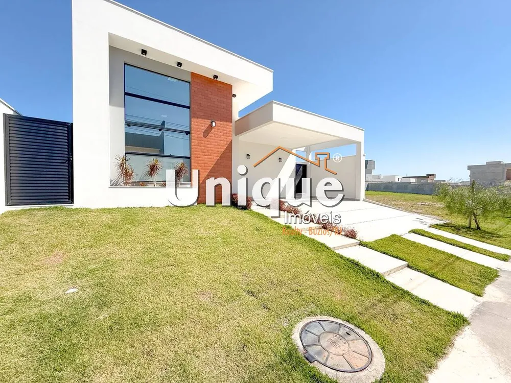 Casa, 3 quartos, 252 m² - Foto 2