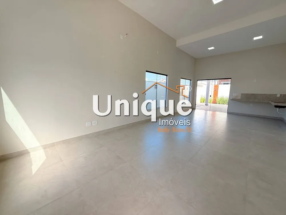 Casa, 3 quartos, 252 m² - Foto 4