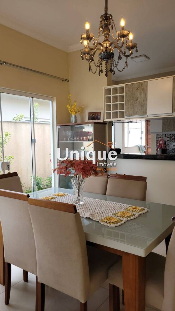Casa à venda com 3 quartos, 360m² - Foto 3