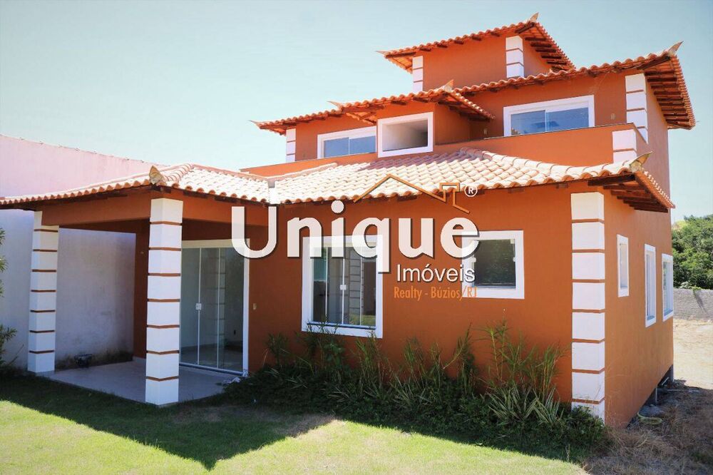 Casa à venda com 3 quartos, 700m² - Foto 1
