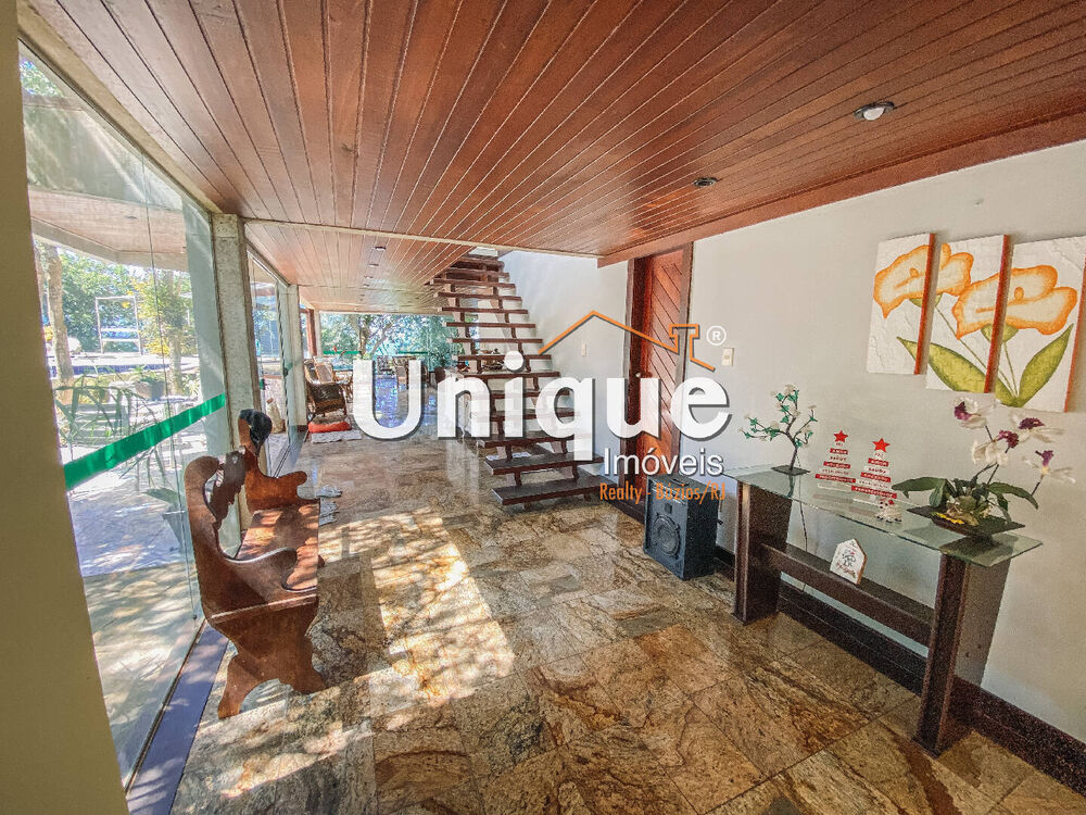 Casa, 5 quartos, 370 m² - Foto 1