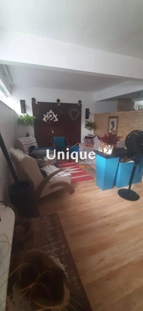 Casa, 4 quartos, 338 m² - Foto 3