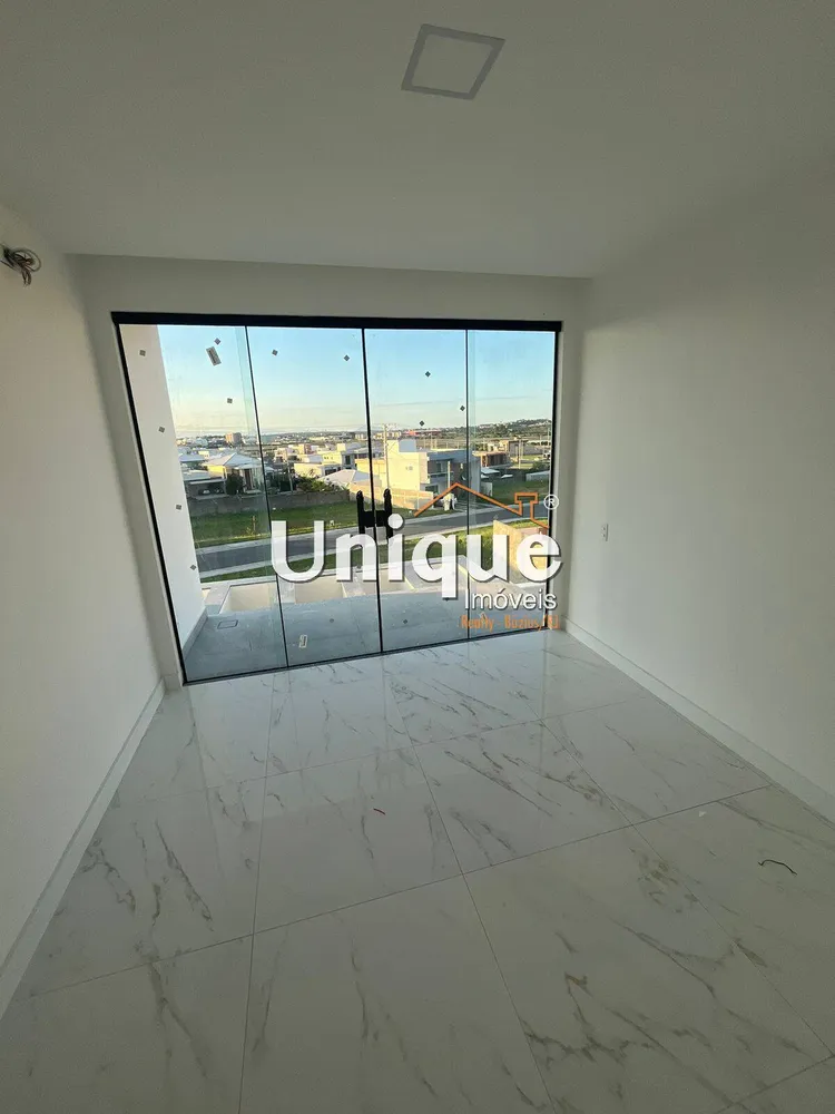 Casa, 3 quartos, 252 m² - Foto 18