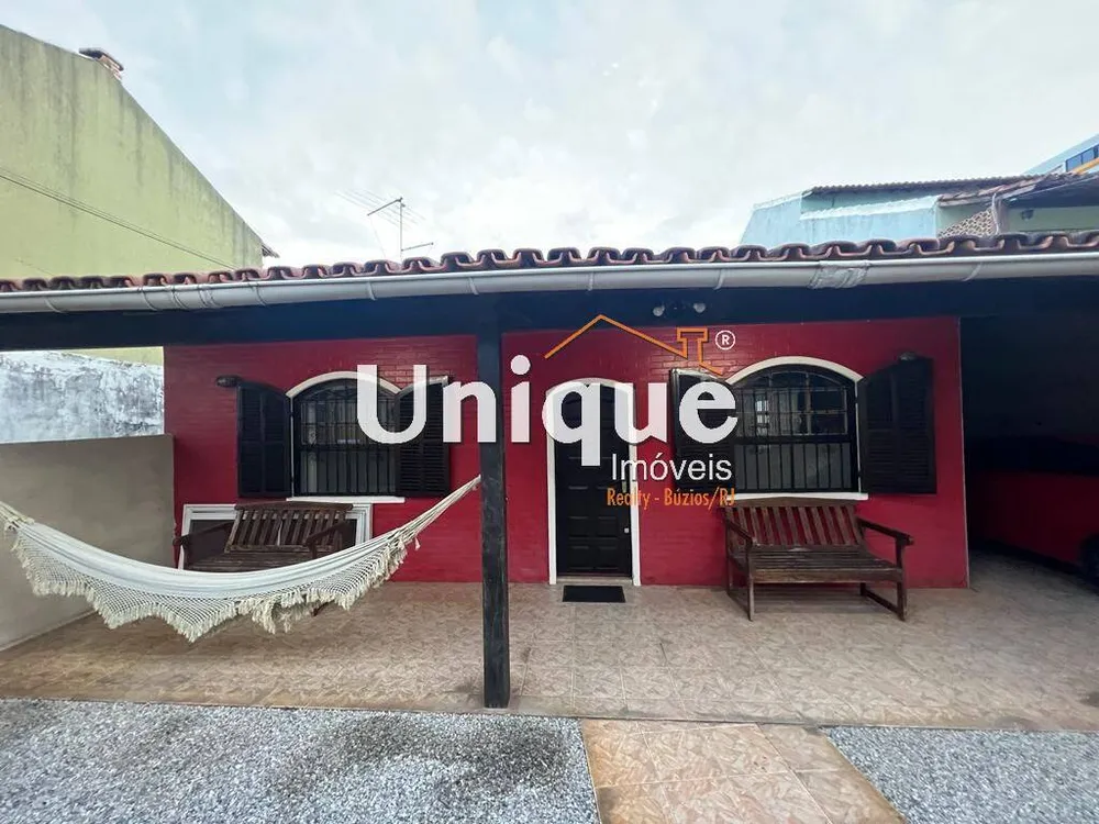 Casa, 3 quartos, 243 m² - Foto 1