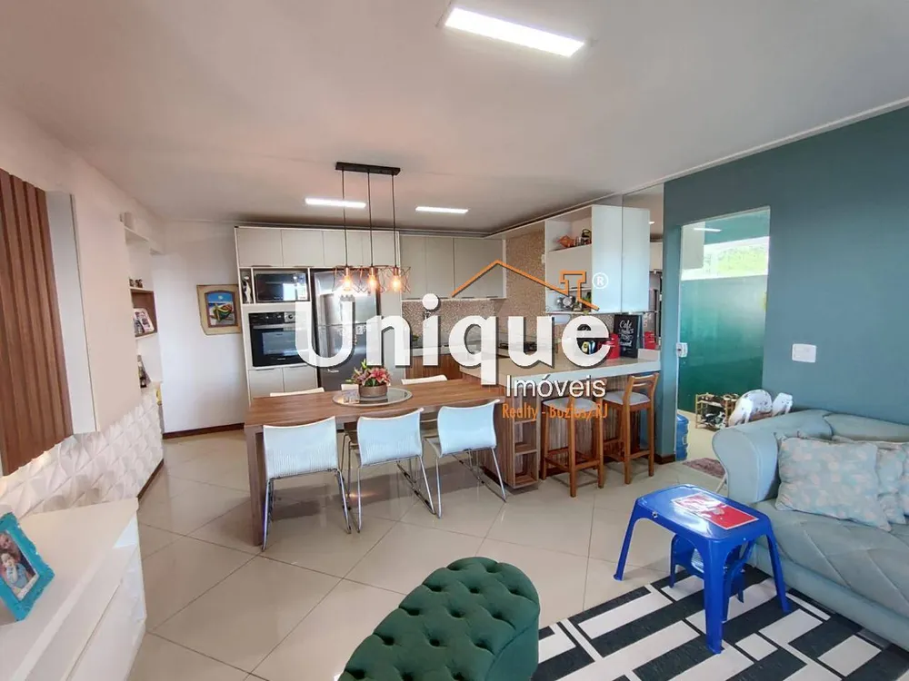 Casa, 3 quartos, 183 m² - Foto 1