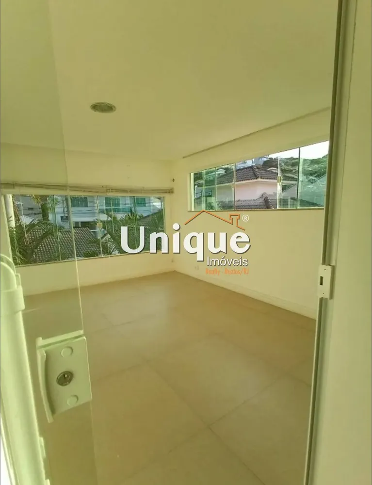 Casa, 3 quartos, 212 m² - Foto 4