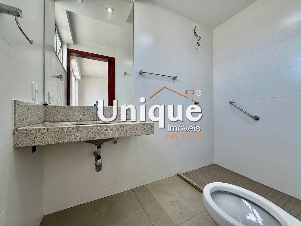Apartamento, 3 quartos, 180 m² - Foto 1