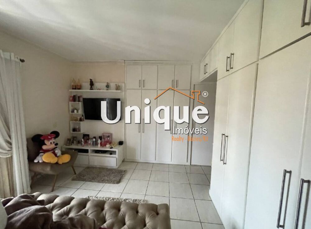 Casa, 4 quartos, 250 m² - Foto 5