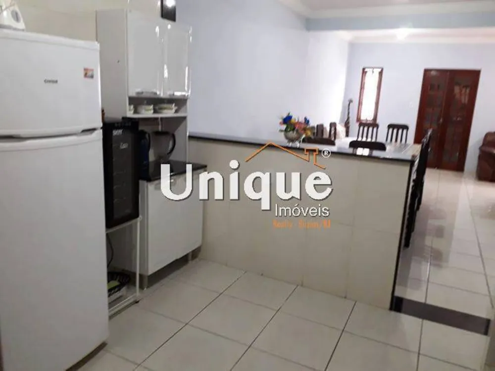 Casa, 5 quartos, 179 m² - Foto 8