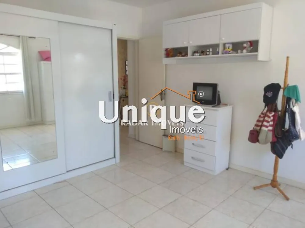 Casa, 5 quartos, 260 m² - Foto 11