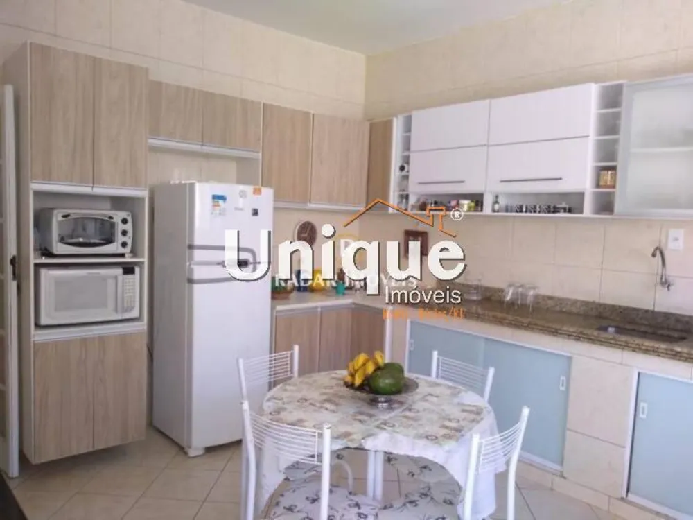 Casa, 5 quartos, 260 m² - Foto 24