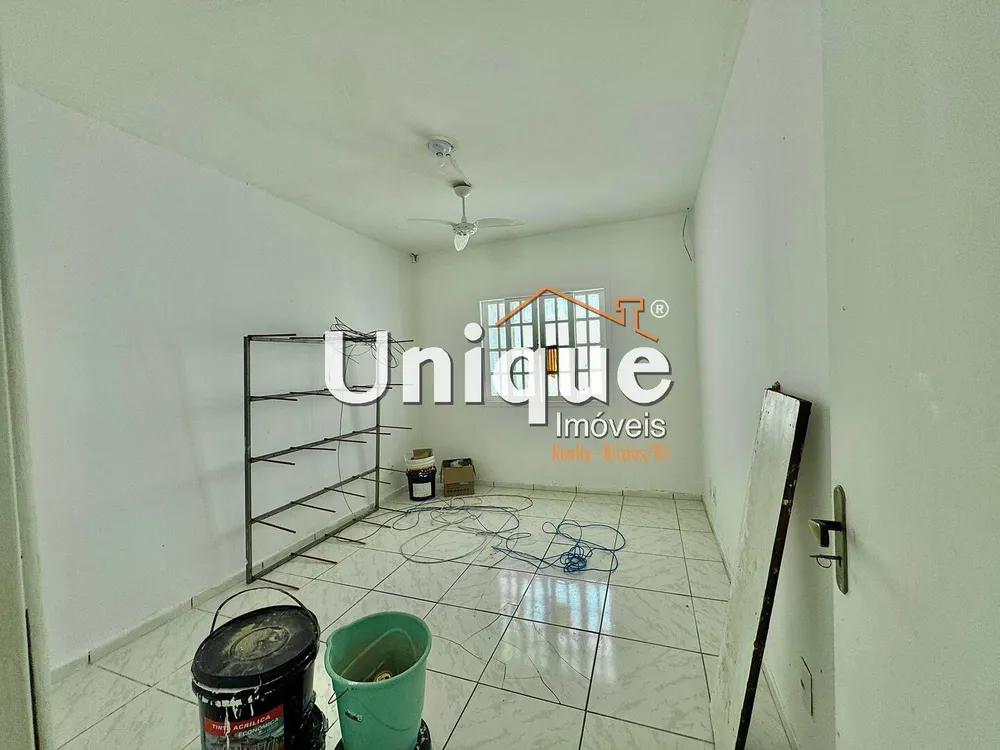 Casa, 4 quartos, 225 m² - Foto 4