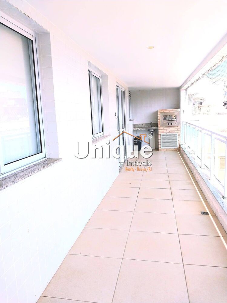Apartamento à venda com 3 quartos, 244m² - Foto 2