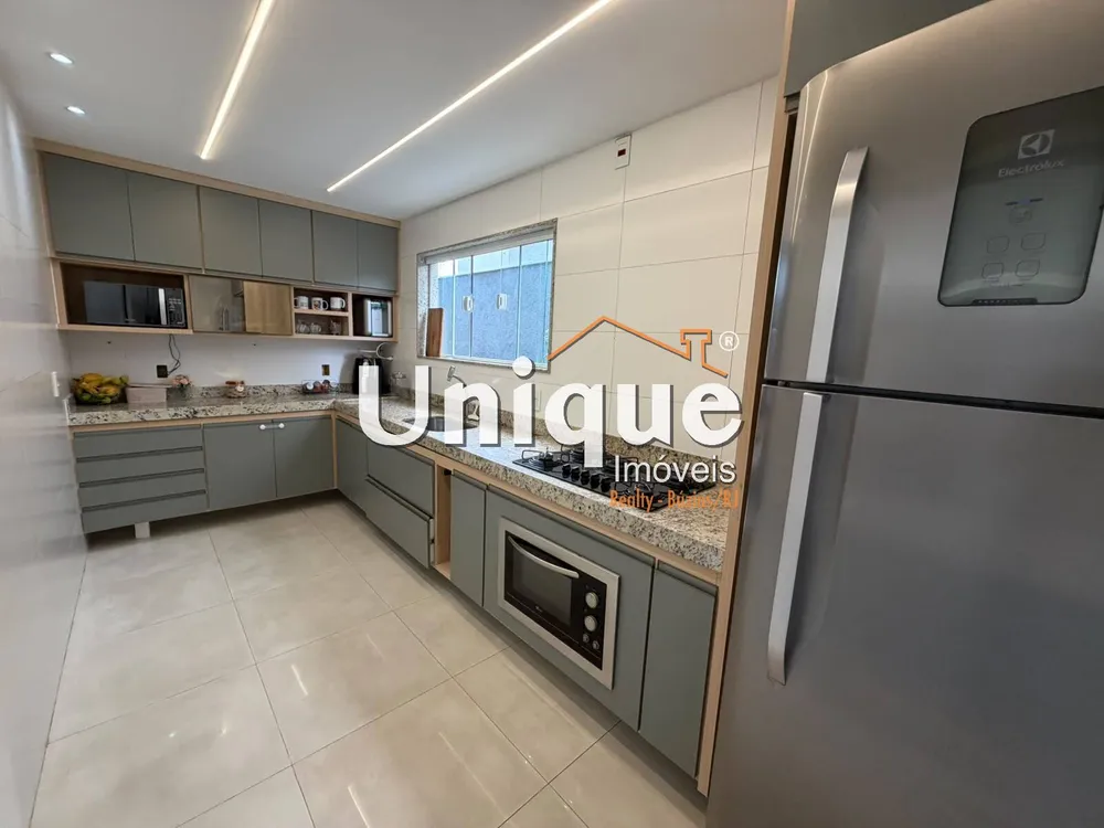 Casa, 3 quartos, 257 m² - Foto 7
