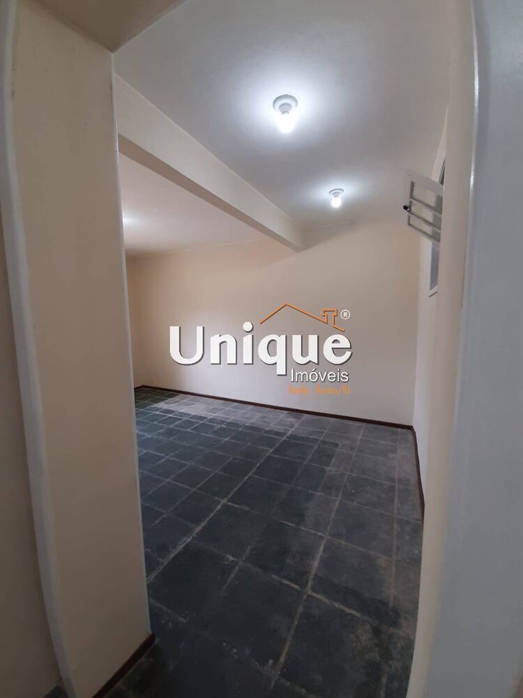 Casa à venda e aluguel com 9 quartos, 450m² - Foto 2