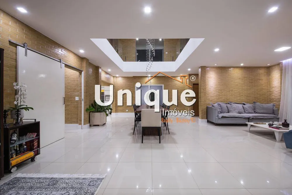 Casa, 6 quartos, 360 m² - Foto 4