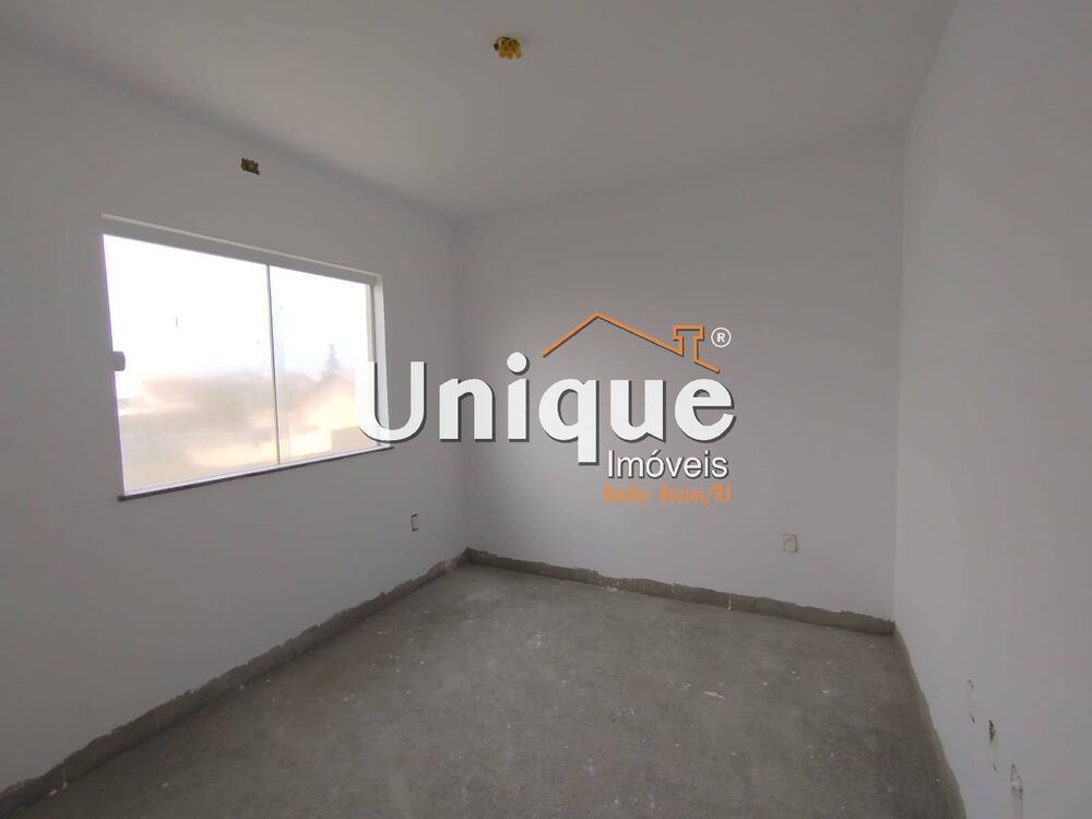Casa à venda com 4 quartos, 220m² - Foto 7