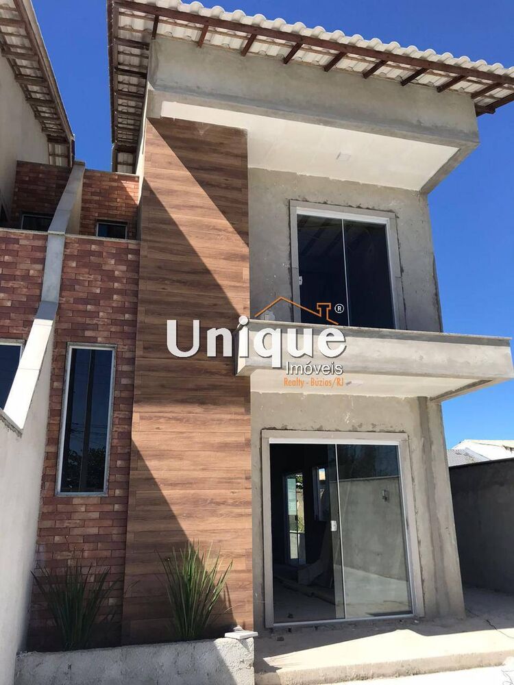 Casa à venda com 4 quartos, 220m² - Foto 2