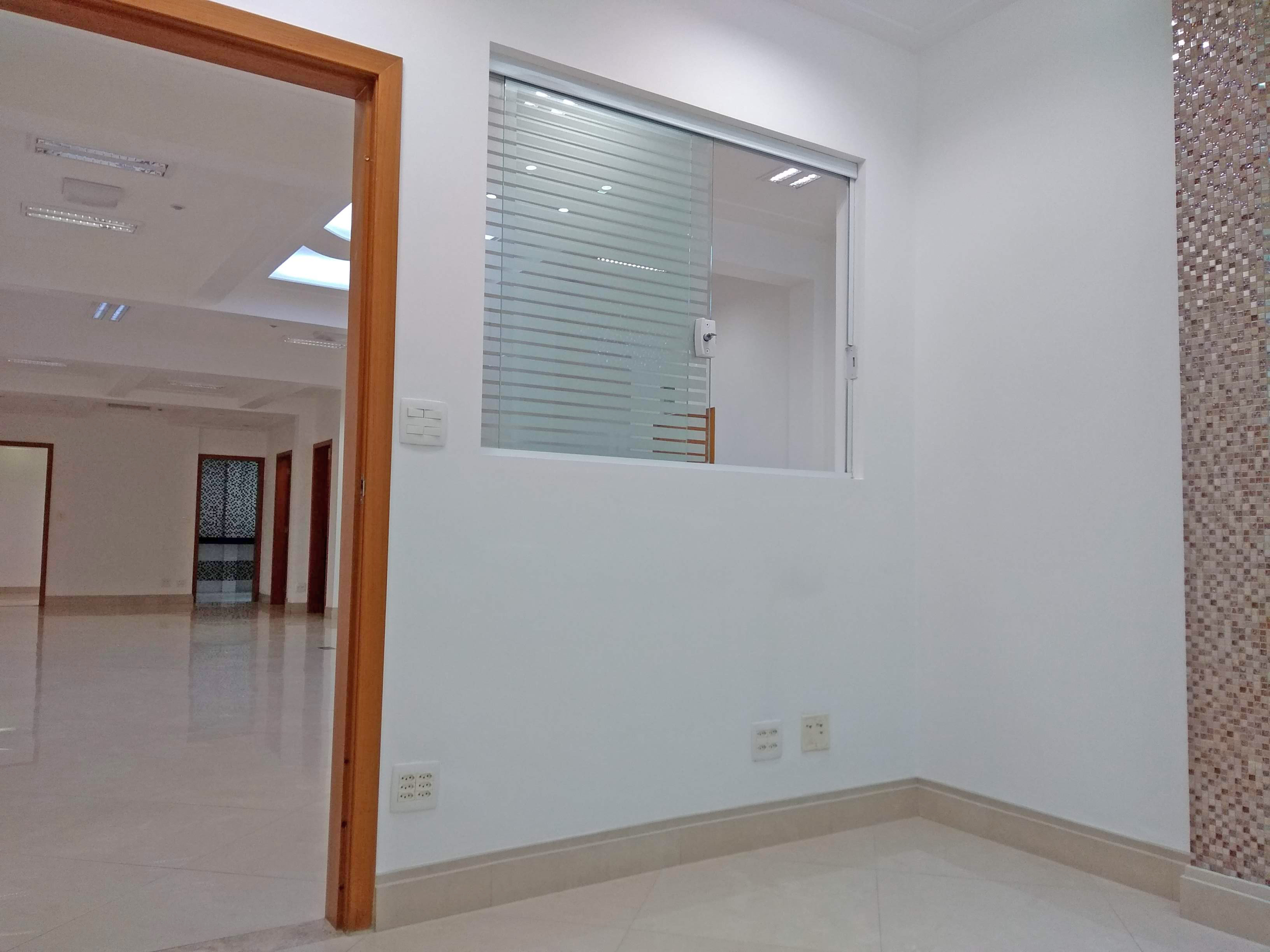 Casa Comercial para alugar com 3 quartos, 100m² - Foto 16