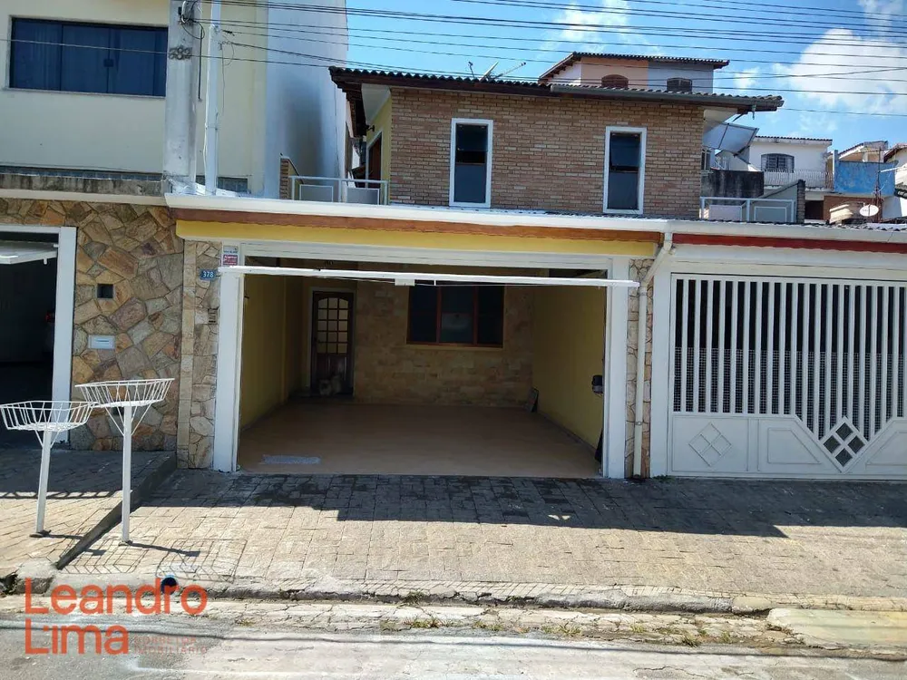 Casa, 3 quartos, 136 m² - Foto 1
