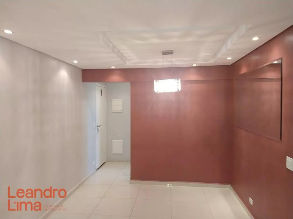 Apartamento à venda com 3 quartos, 64m² - Foto 2