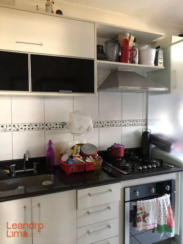 Apartamento à venda com 2 quartos, 47m² - Foto 2