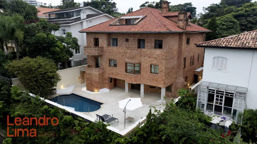 Casa à venda com 5 quartos, 732m² - Foto 1