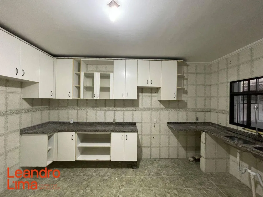 Casa, 3 quartos, 280 m² - Foto 9