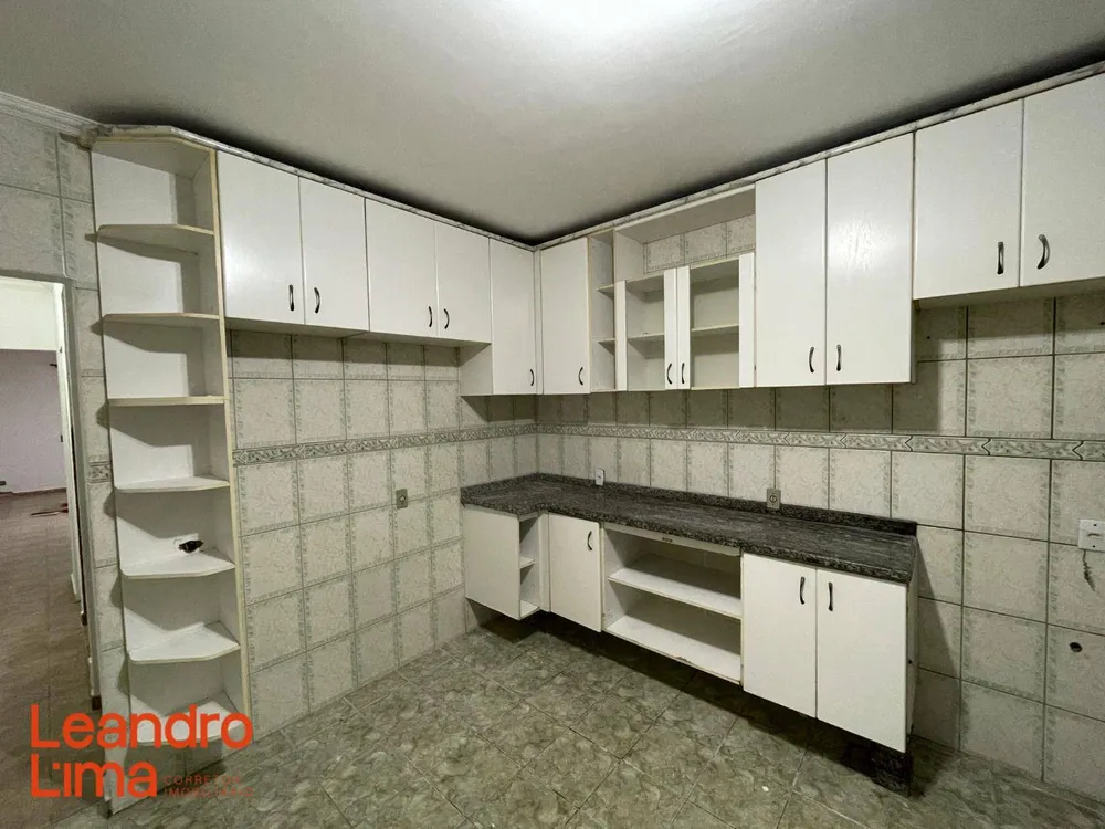 Casa, 3 quartos, 280 m² - Foto 10