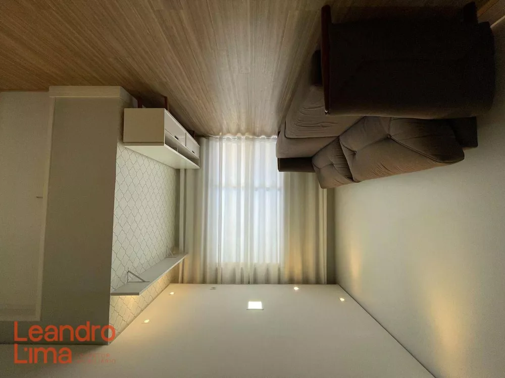 Apartamento à venda com 2 quartos, 56m² - Foto 2