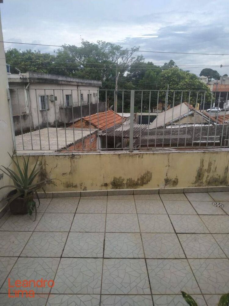 Casa à venda com 3 quartos, 118m² - Foto 2