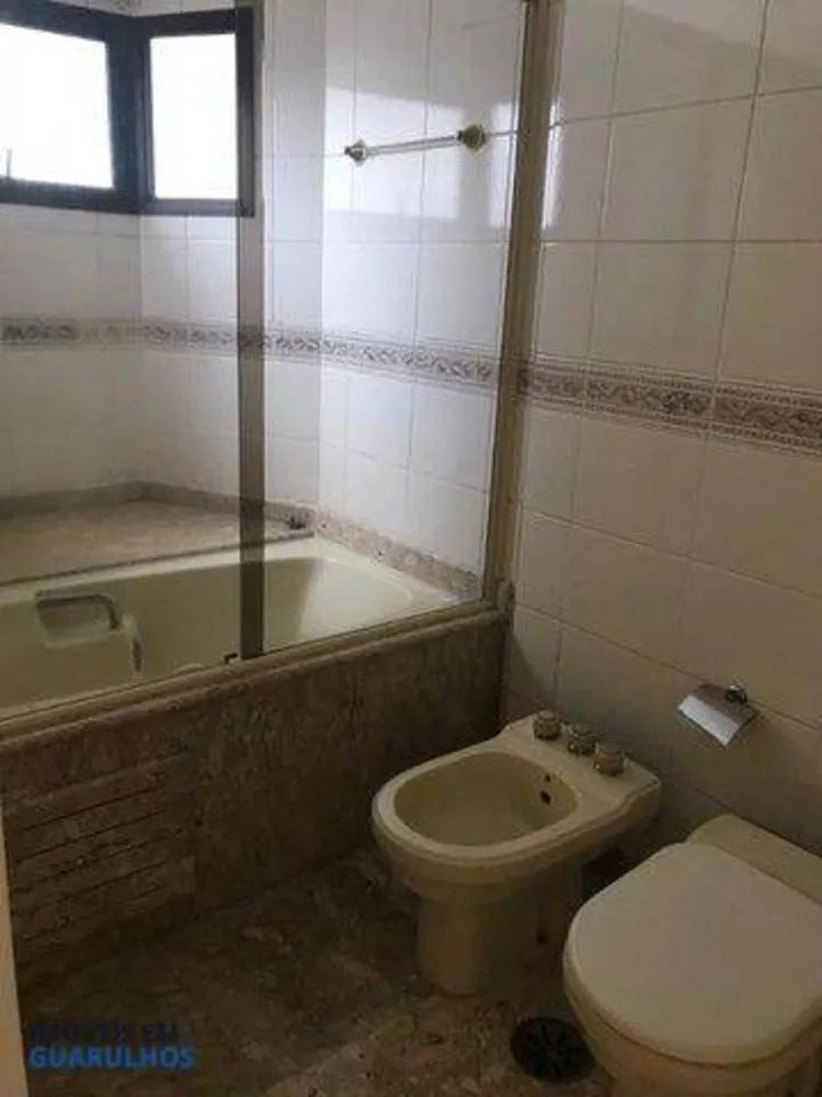 Apartamento, 3 quartos, 200 m² - Foto 1