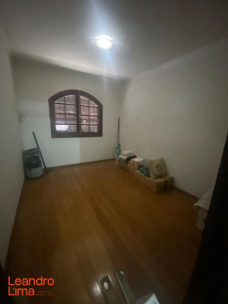 Casa, 3 quartos, 216 m² - Foto 3