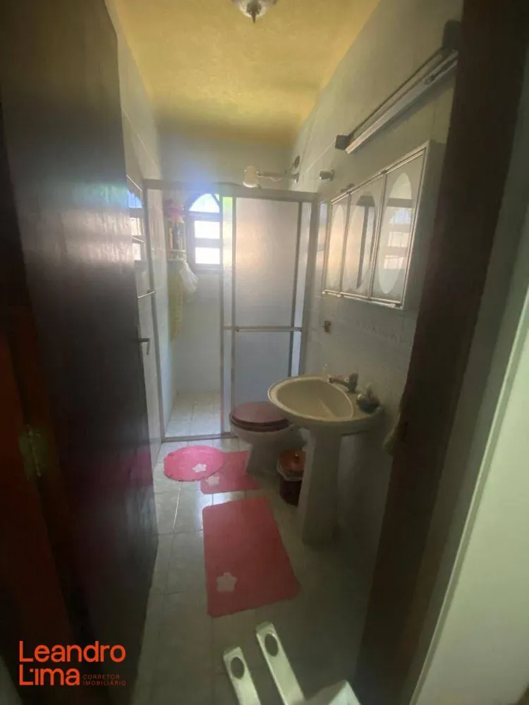 Casa, 3 quartos, 216 m² - Foto 6