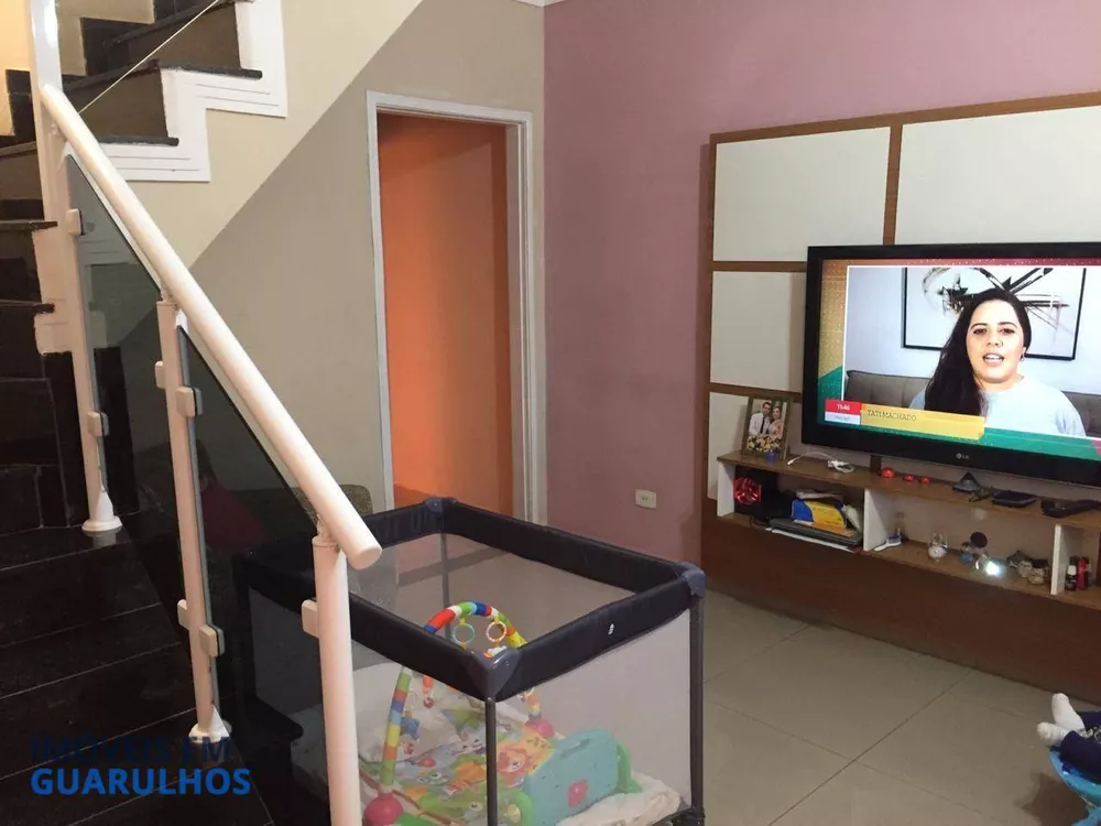 Casa à venda com 3 quartos, 129m² - Foto 1