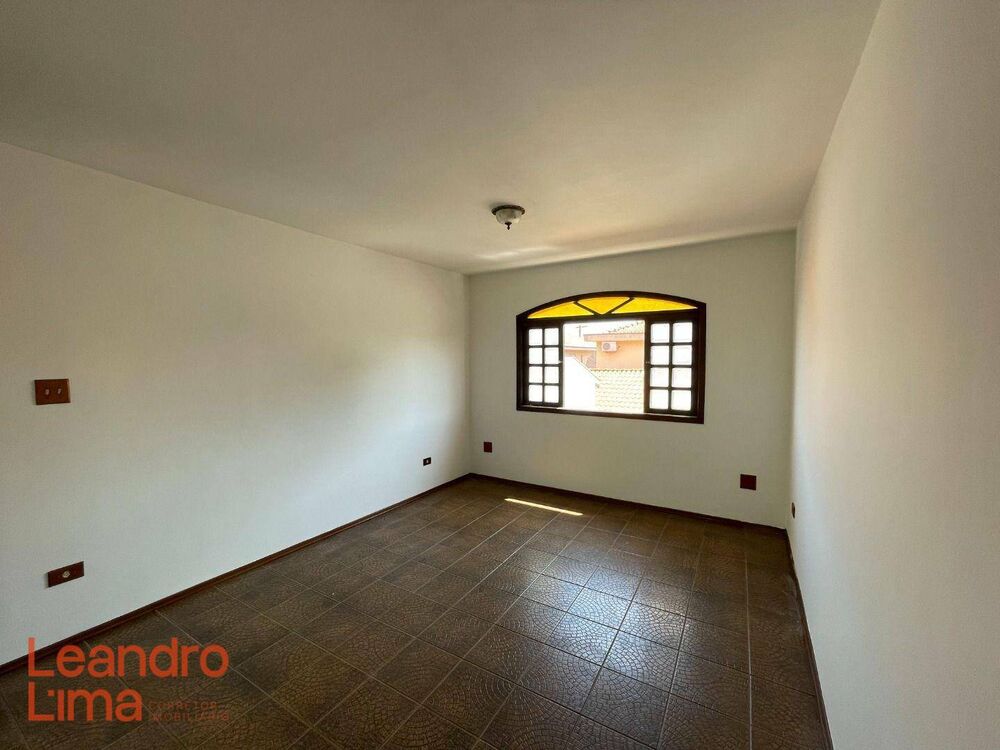 Casa, 4 quartos, 350 m² - Foto 16