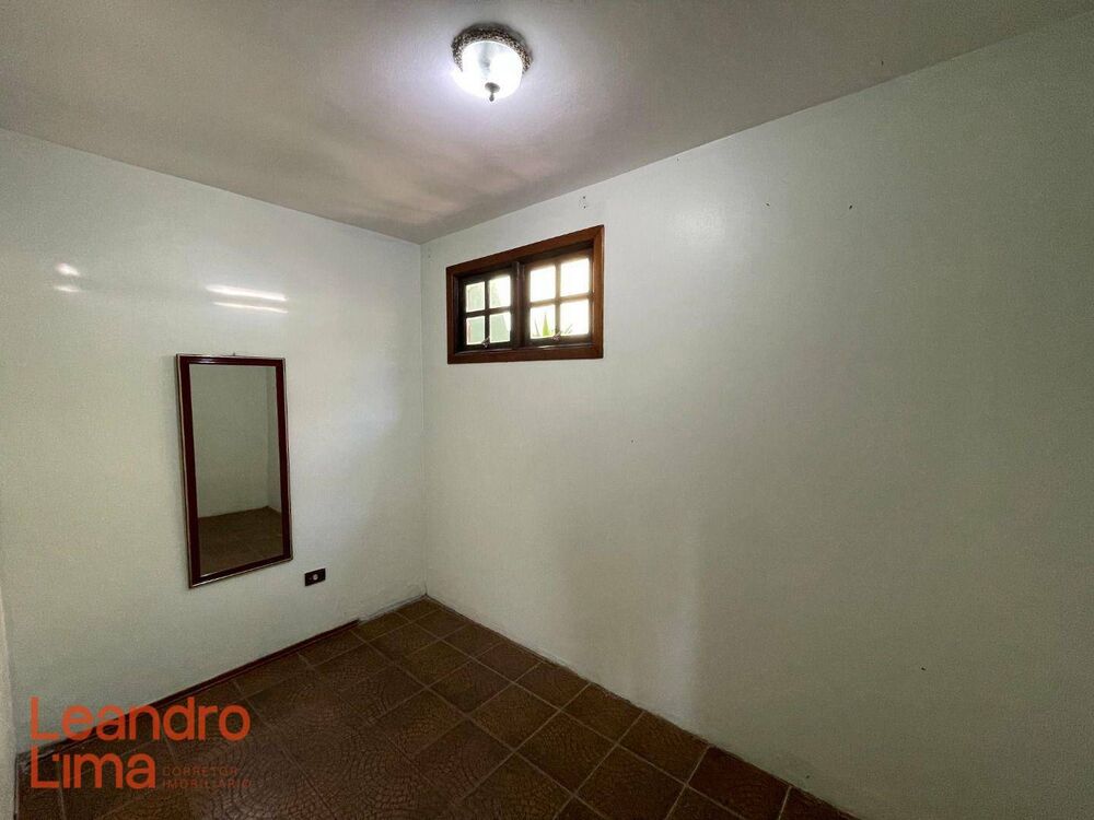 Casa, 4 quartos, 350 m² - Foto 15