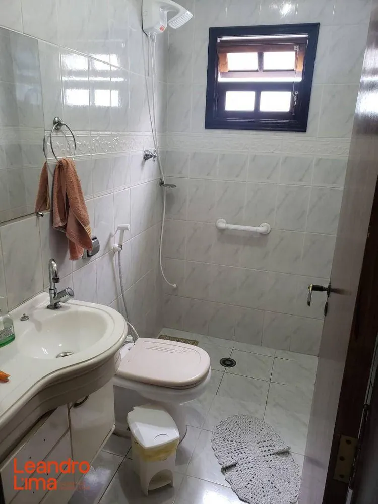 Casa, 3 quartos, 192 m² - Foto 4