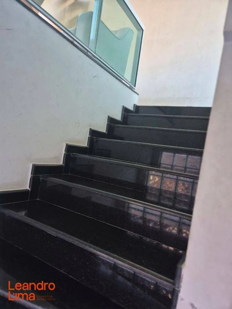 Casa, 3 quartos, 220 m² - Foto 3