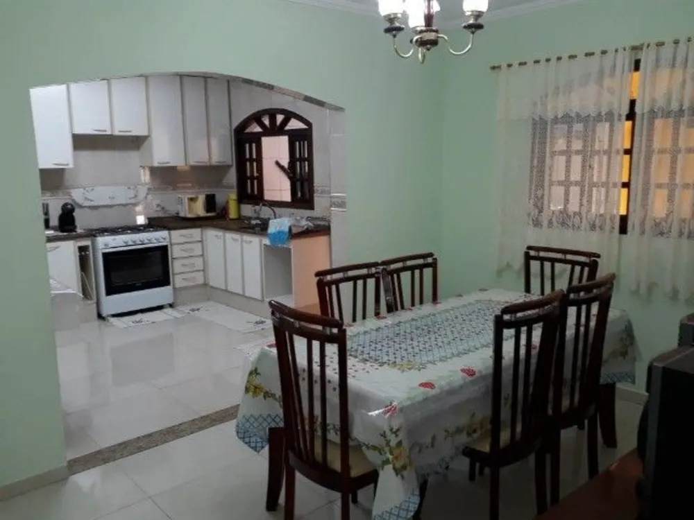 Casa, 3 quartos, 305 m² - Foto 2