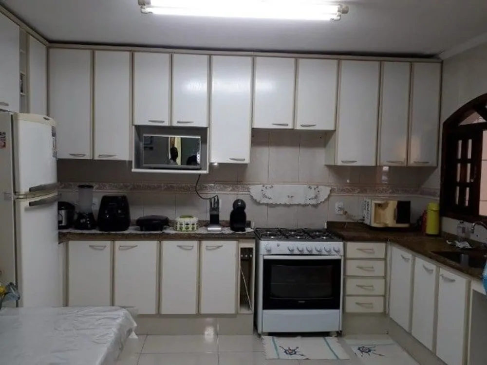 Casa, 3 quartos, 305 m² - Foto 3