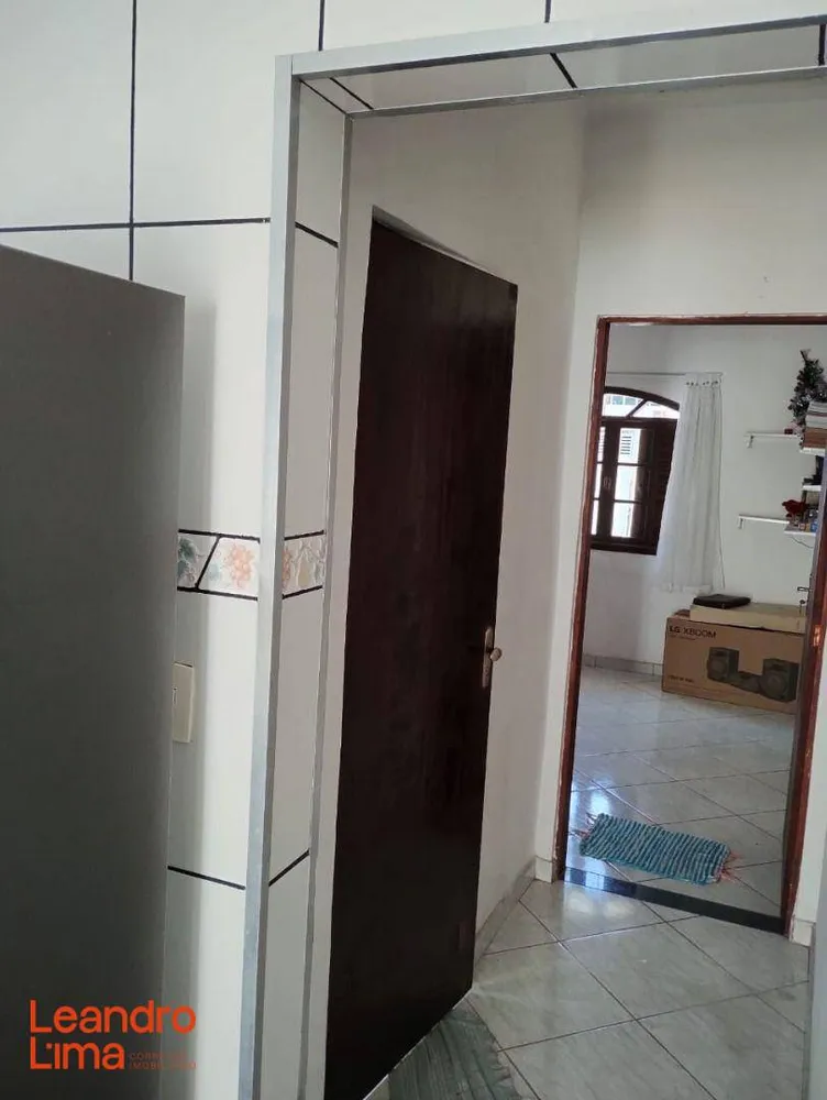 Casa, 3 quartos, 152 m² - Foto 4