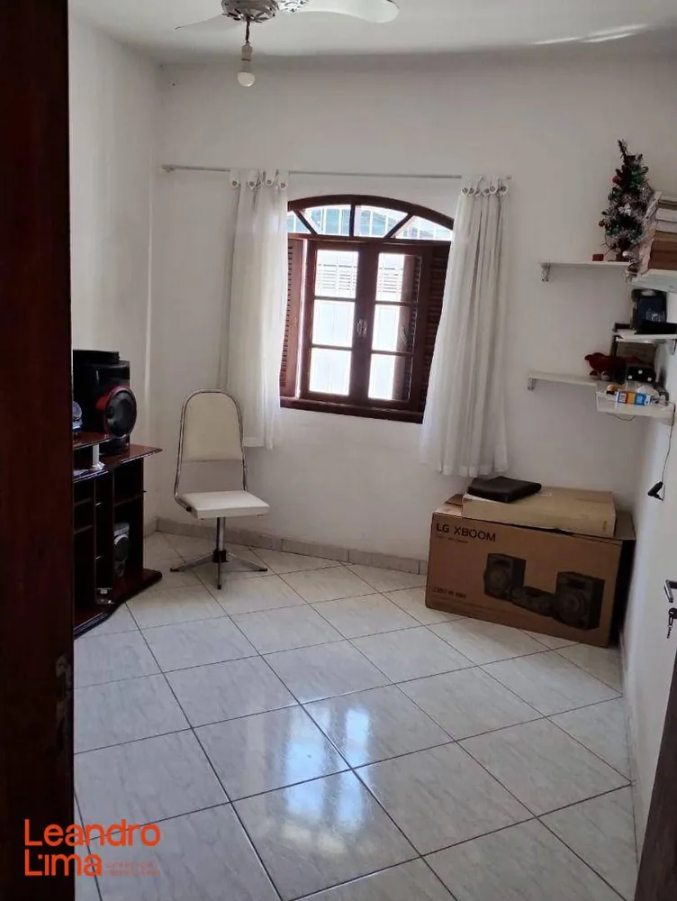Casa, 3 quartos, 152 m² - Foto 1