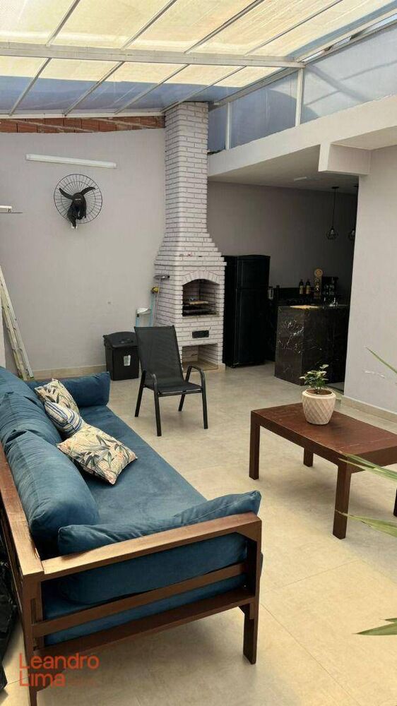 Casa, 3 quartos, 160 m² - Foto 2